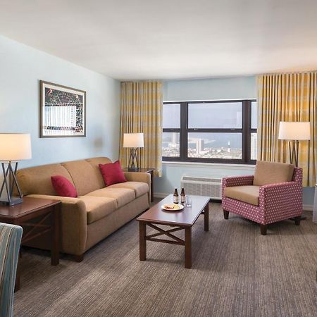 Отель Club Wyndham Skyline Tower Атлантик Сити Экстерьер фото